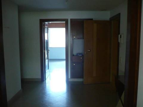 Excelente Apartamento T4 para Arrendamento - Parque das Nações | Rua da Nau Catrineta