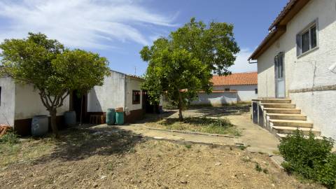 Descubra o refúgio perfeito para a sua família, com espaço e conforto em Vila Nova de Casével - Santarém