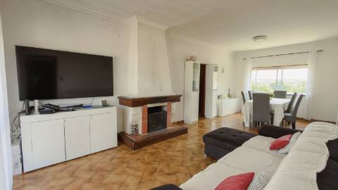 Descubra o refúgio perfeito para a sua família, com espaço e conforto em Vila Nova de Casével - Santarém