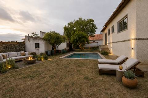 Descubra o refúgio perfeito para a sua família, com espaço e conforto em Vila Nova de Casével - Santarém