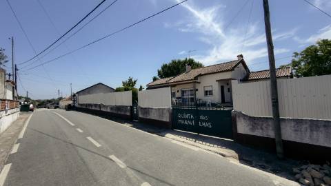 Descubra o refúgio perfeito para a sua família, com espaço e conforto em Vila Nova de Casével - Santarém