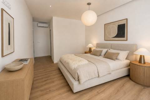 Moradia T3 de Arquitetura Contemporânea com Piscina e Suite Master | Nova Construção no Barreiro