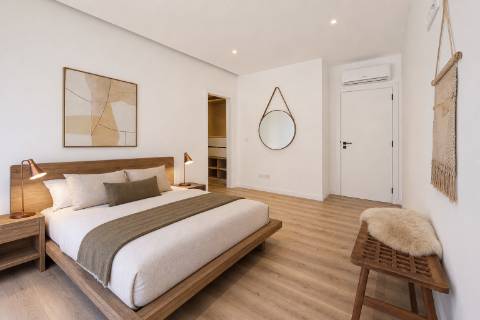 Moradia T3 de Arquitetura Contemporânea com Piscina e Suite Master | Nova Construção no Barreiro