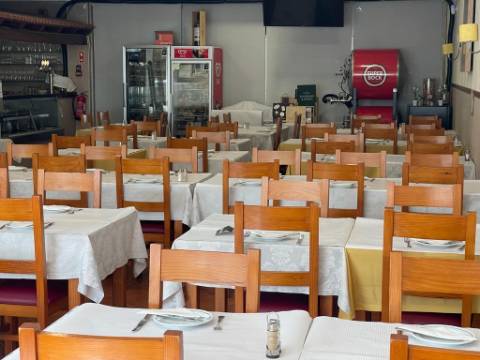 Excelente oportunidade, bar/restaurante referência no centro histórico de Alverca