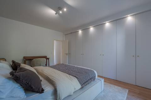 Fully Renovated 1-Bedroom Apartment | Furnished | 2 Balconies | Monte Estoril