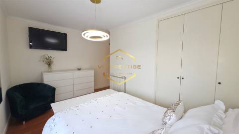Apartamento T2 com Garagem, Arrumos e Excelente Localização – Póvoa de Varzim