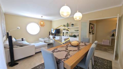Apartamento T2 com Garagem, Arrumos e Excelente Localização – Póvoa de Varzim