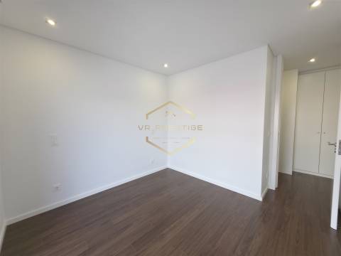 Apartamento T3 Venda em Ramalde,Porto