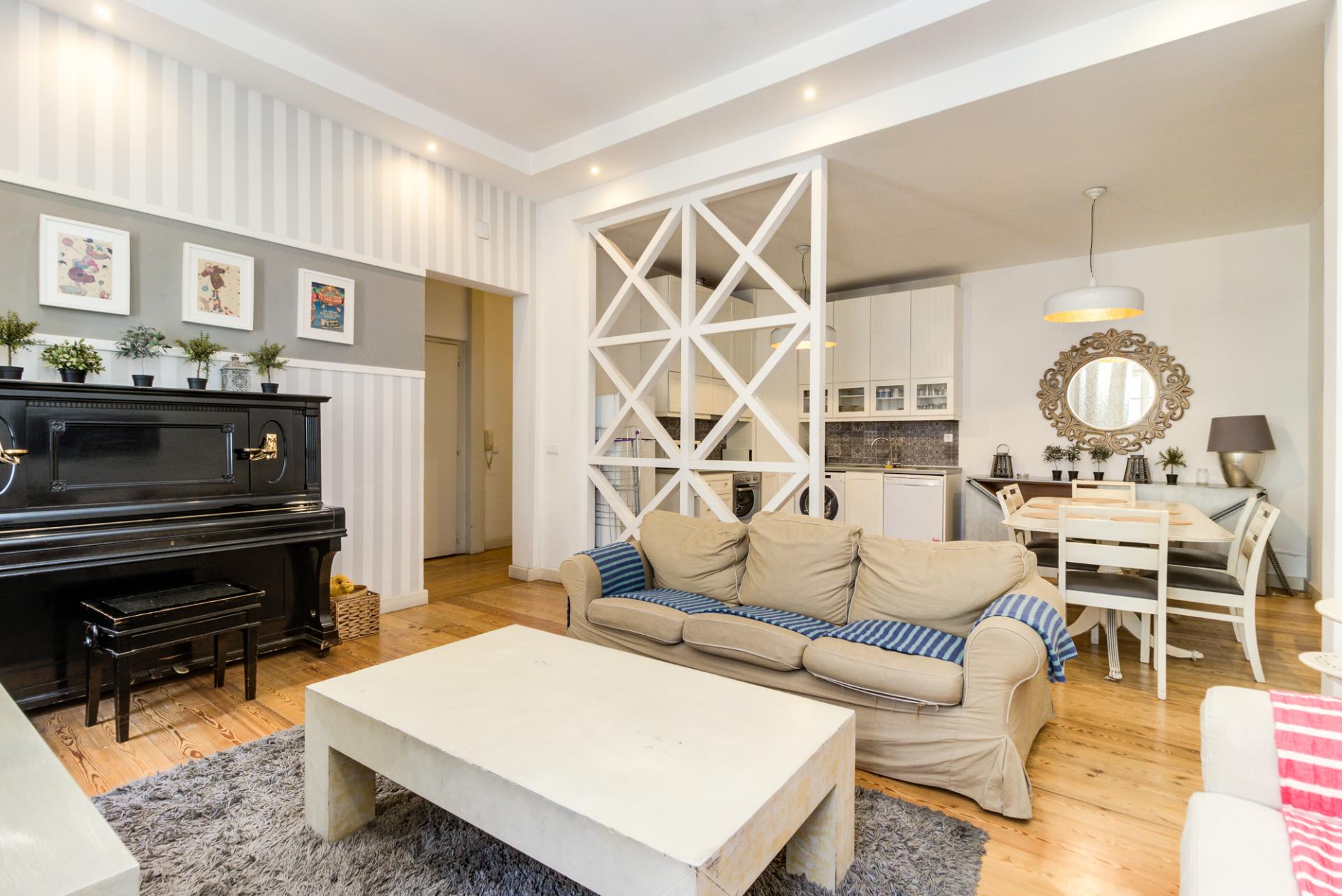 Apartamento T3 cheio de charme em plena Baixa Lisboeta