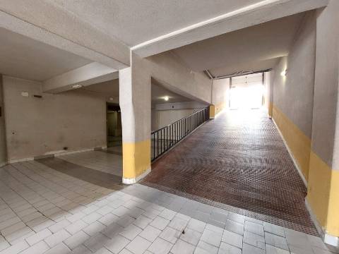 Box privada no centro de Caldas da Rainha
