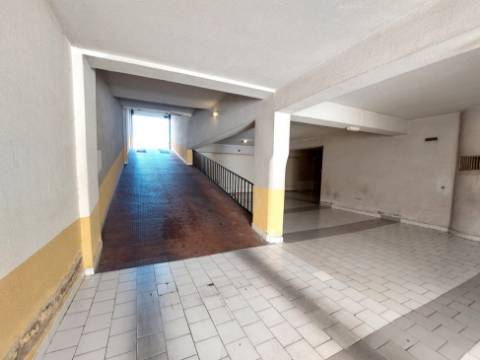 Box privada no centro de Caldas da Rainha