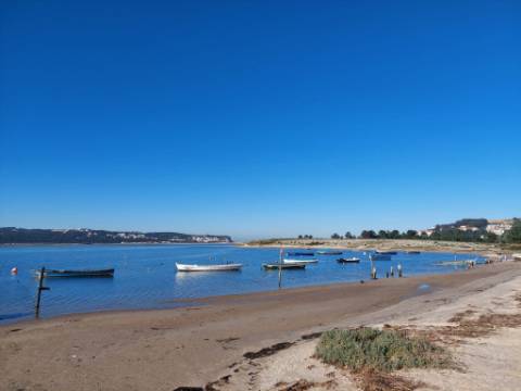 Lote para construção de 6.920m² e vista estupenda sobre o Campo