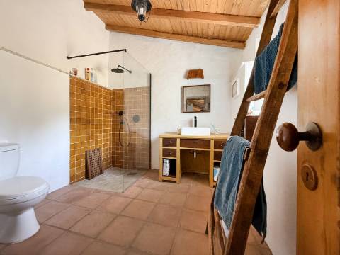 Quintinha com Moradia Típica Alentejana com 3 quartos