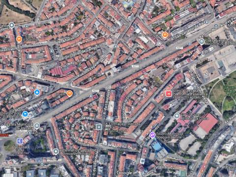 Prédio para rendimento em Almada
