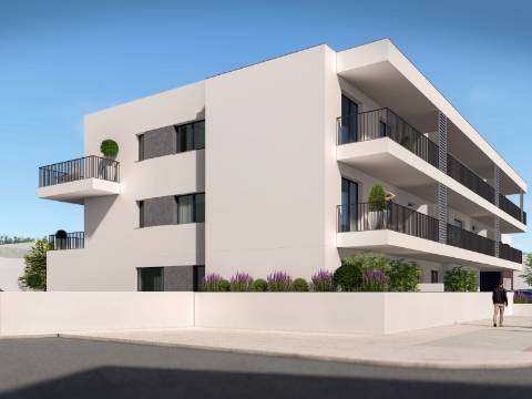 Apartamento T3 com garagem no centro de Ferrel