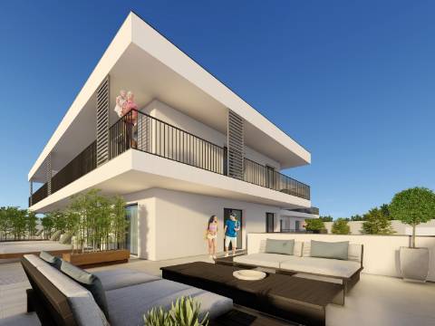 Apartamento T3 com garagem no centro de Ferrel