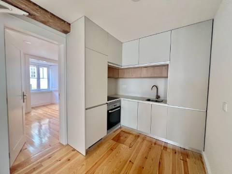 Apartamento T2 novo com charme e acabamentos premium em São Vicente