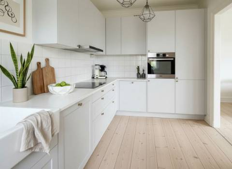 Apartamento T2 com varanda e vista de cidade - totalmente renovado