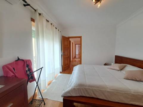 Moradia V4+1 em Roliça, em condomínio Domicillium Villas