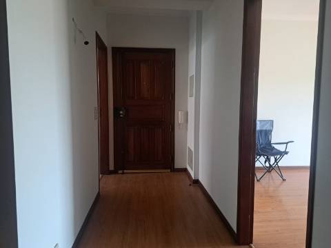Bom apartamento T3 no centro de Ourém