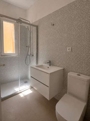 T2+1 novo com logradouro privativo, cozinha equipada e excelente localização em Lisboa