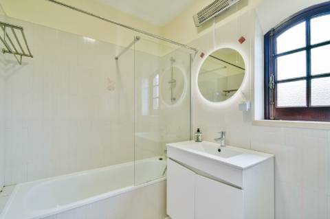 Apartamento T2+1 com garagem fechada na Foz do Arelho