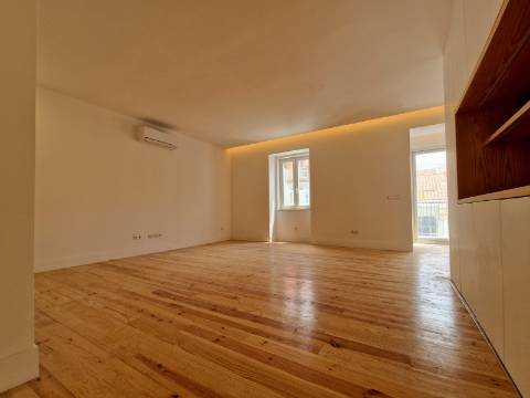 Apartamento T3 Duplex na Graça - Junto ao Miradouro da Senhora do Monte