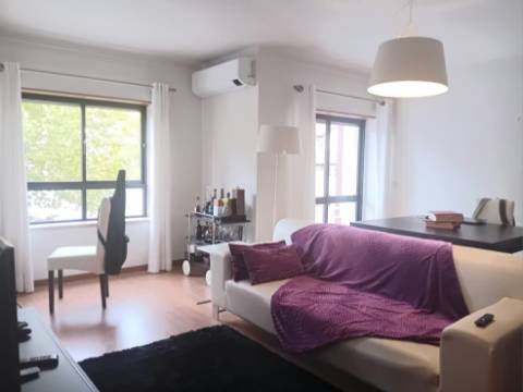Apartamento T3 no Centro de Ourém com Terraço