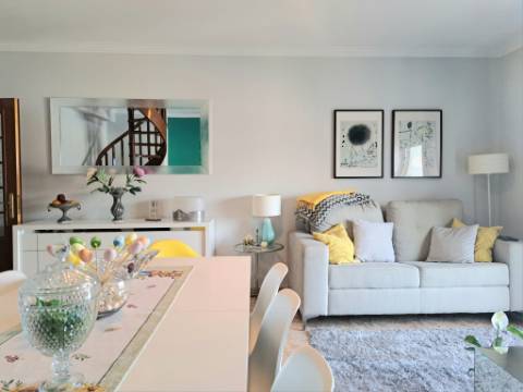 Apartamento Duplex T3 com Garagem | Centro de Ourém