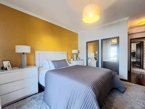 Apartamento Duplex T3 com Garagem | Centro de Ourém