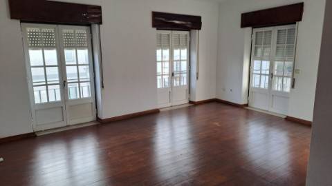 Apartamento T2 - excelente localização