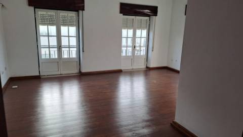 Apartamento T2 - excelente localização