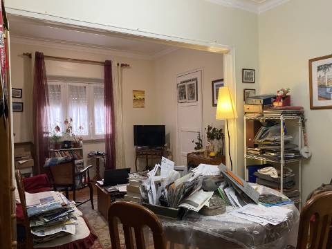 V E N D I D O - Excelente T1 c/ 62m2 em Moscavide - Boas Áreas - Varanda