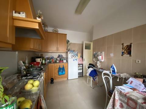 V E N D I D O - Excelente T1 c/ 62m2 em Moscavide - Boas Áreas - Varanda