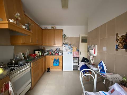 V E N D I D O - Excelente T1 c/ 62m2 em Moscavide - Boas Áreas - Varanda