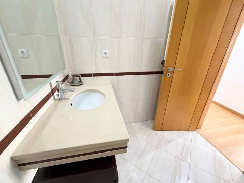 Apartamento T3 - Urb. Colinas do Cruzeiro - Excelente oportunidade