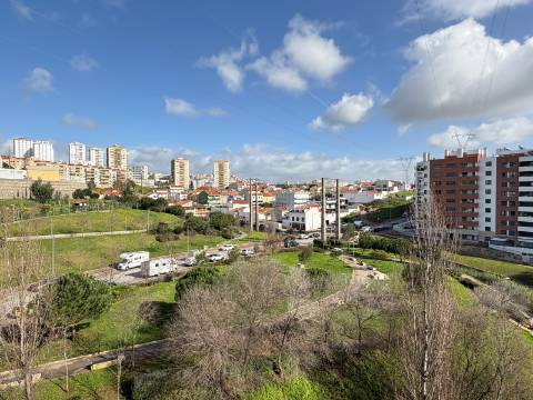 Apartamento T3 - Urb. Colinas do Cruzeiro - Excelente oportunidade