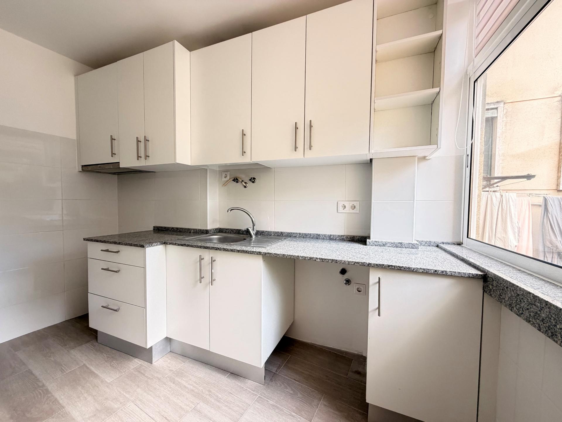 Apartamento T1 em Moscavide - 2º andar - p/ Arrendar