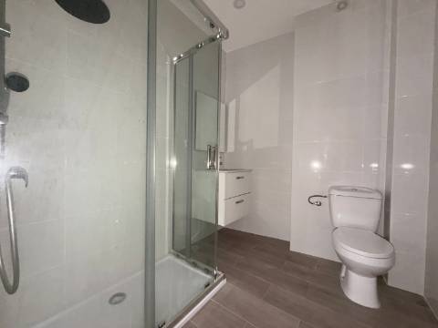 Apartamento T1 em Moscavide - 2º andar - p/ Arrendar