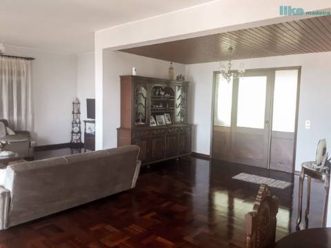 MORADIA T5 MONTE