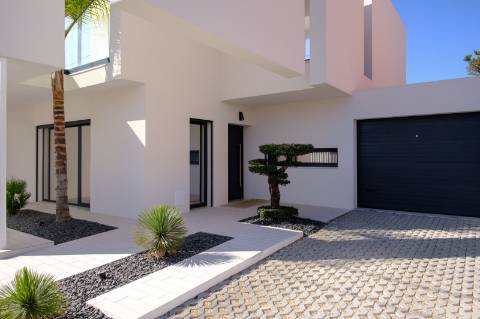 Moradia, T3, Aroeira