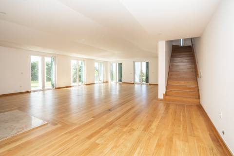 Moradia T6, Soltroia, Carvalhal
