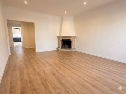 Apartamento t3 Praça de Portugal, Setubal