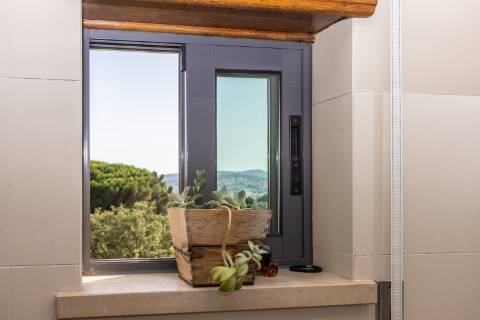 Apartamento T3 com garagem, Nova Azeda,Setúbal