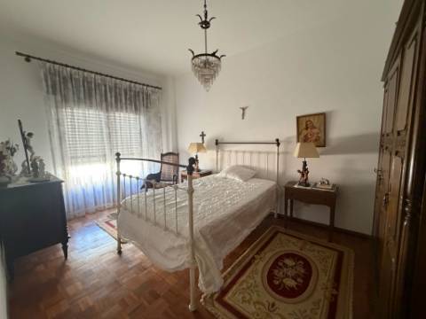 Apartamento T3, Tebaida, Setúbal