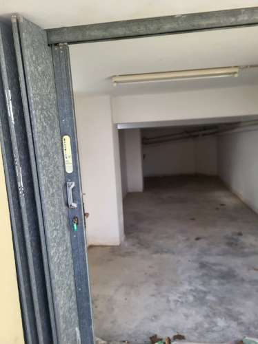 Garagem Urbisado, Setúbal