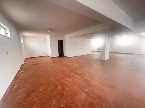 Garagem, Poço Mouro ,Setubal