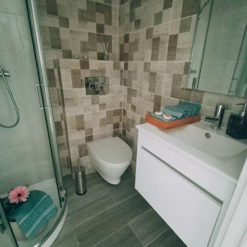 Apartamento T1+1 C/ Logradouro Benfica Lisboa