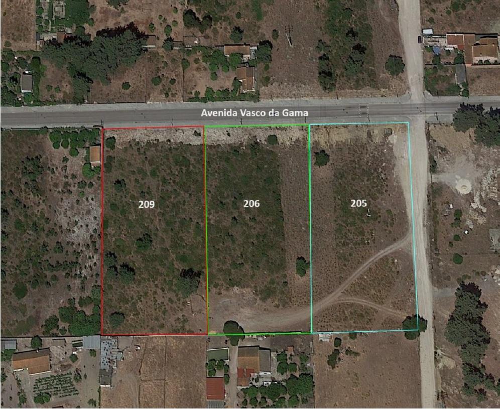 3 Lotes de Terreno Urbanizável