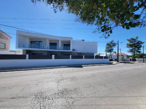 Moradia T4 Redondos C/ Piscina